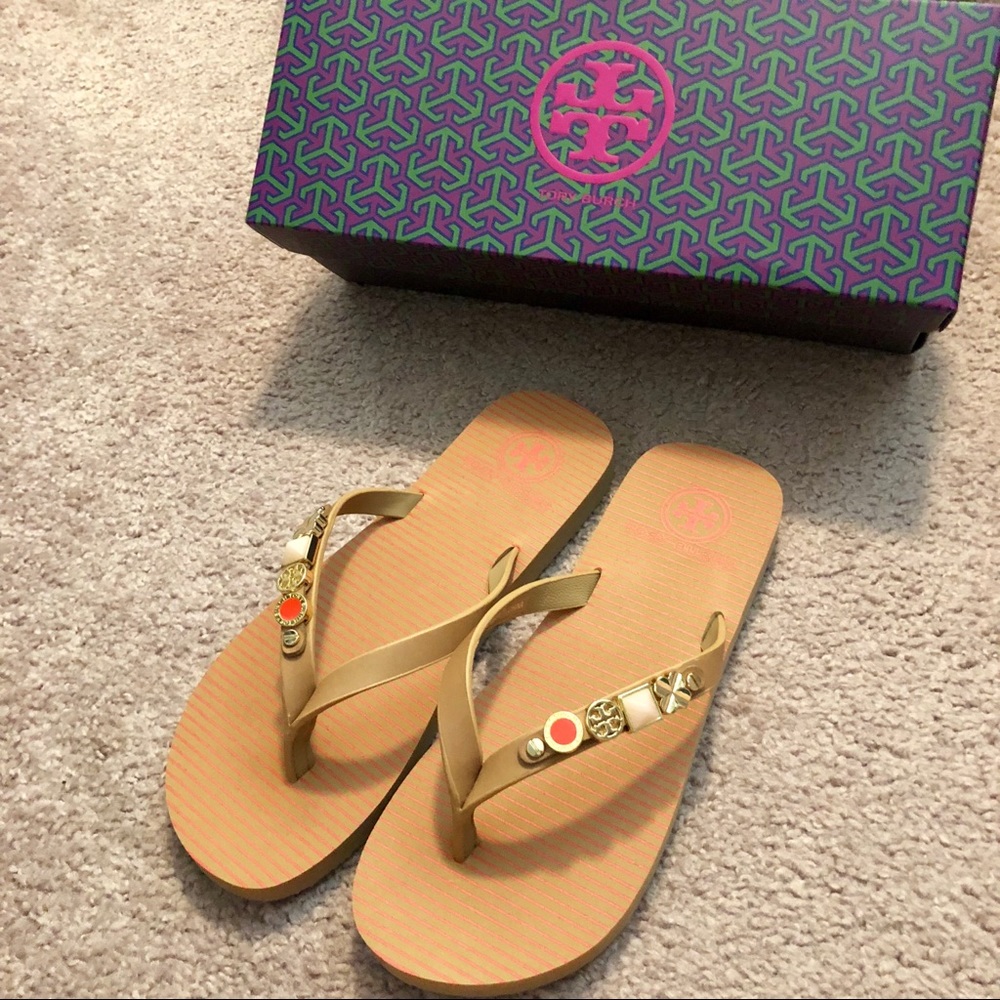 ✨ NWT Tory Burch Kiley Flip Flops ✨